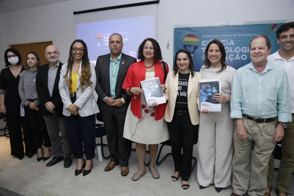Encerramento da Conferência Estadual de CT&I marcado pela premiação Facepe/Confap